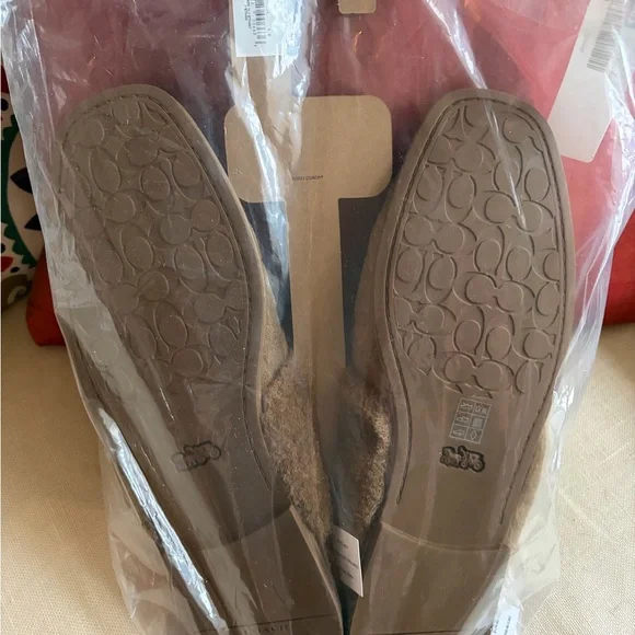 NWT Coach Signature Suede Sherpa Flat Mule size 8 choose Candy Pink or Tobacco - Picture 7 of 10